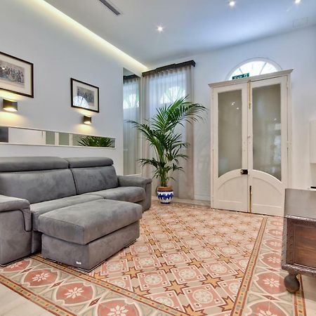 Вилла Vacation Townhouse Слима Экстерьер фото